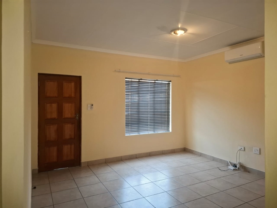 To Let 3 Bedroom Property for Rent in Waterval East North West